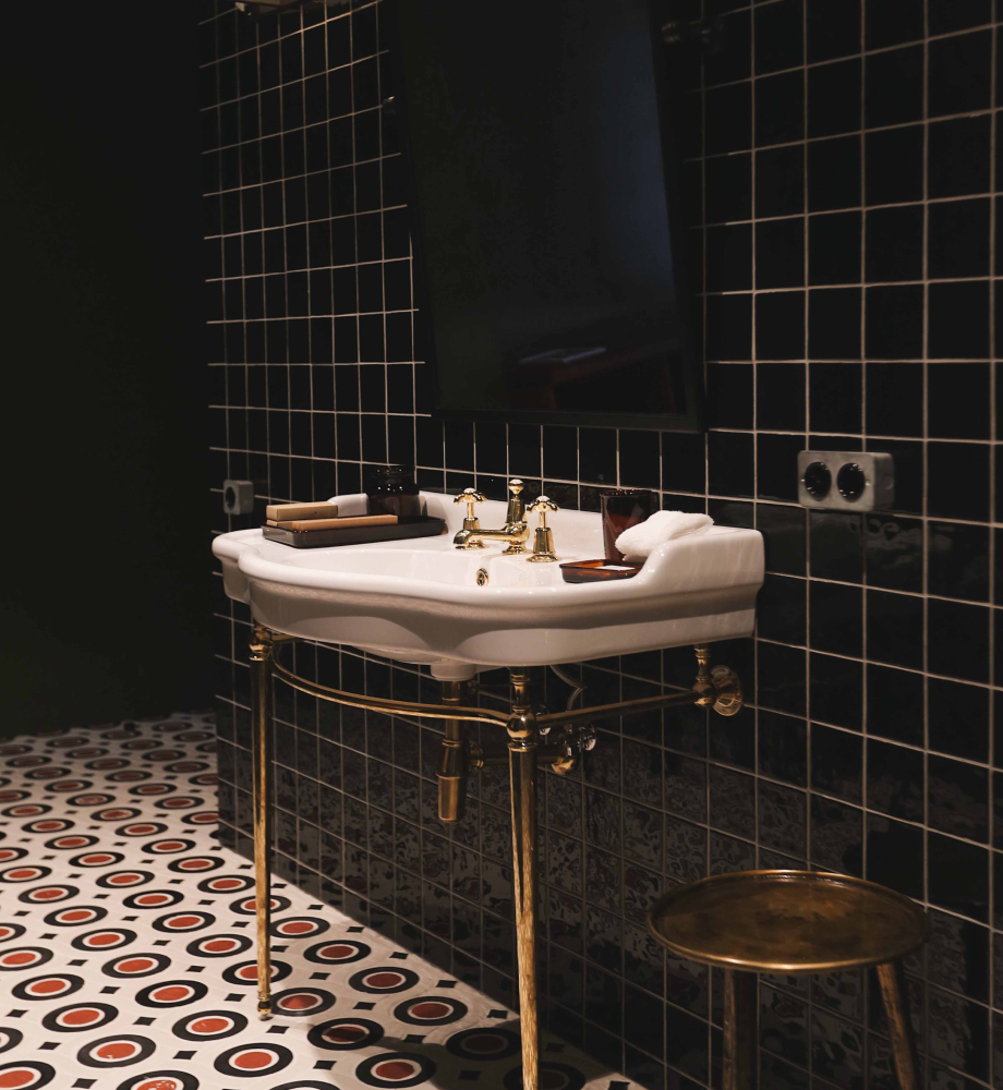 stamba hotel terrace room bathroom